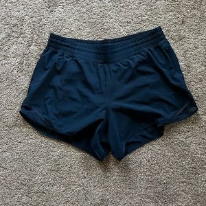 Lululemon hotty hot short 4”
